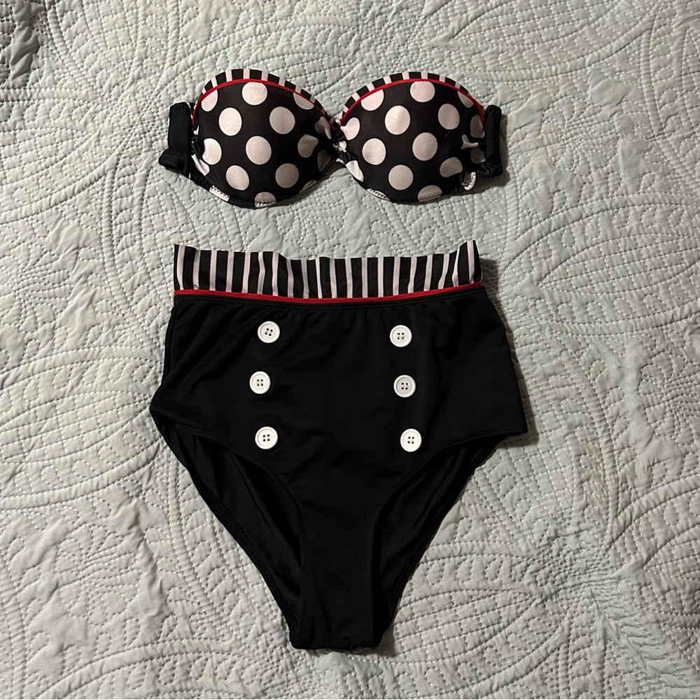 Polka Dot Bikini Set with High-Waisted Bottoms